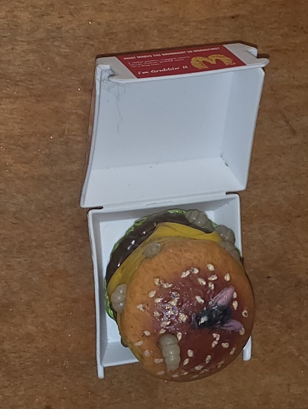 Zuru 5 Surprise Mega Gross Mini Series 1 MCMAGGOT BURGER 1.75" Figure